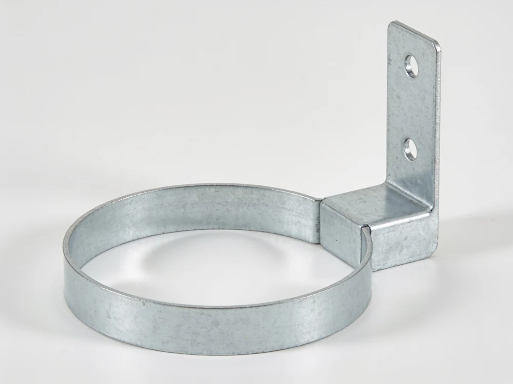 Half-round fascia cradle — Galvanized steel